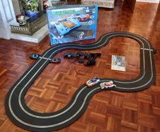 Scalextric Gulf Racing Set:     .      ( touring le mans 24hr )