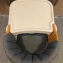 High chair Image 3