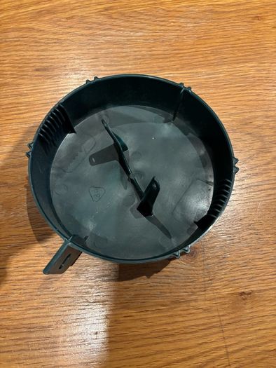 Oil tank lid