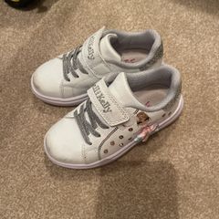 Lelli Kelly runners