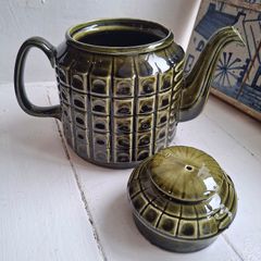 Vintage Price & Kensington "Wembley" Teapot