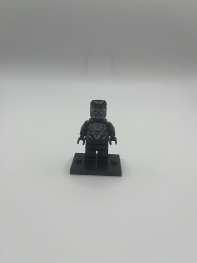 lego marvel black panther minifigure