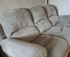 3 seater electric recliner.