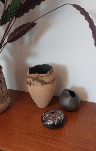 Fabulous Vintage Small Hand-Thrown Art Pottery Pebble Shaped Vase with Lovely Abstract Glaze Pattern in Blacks, Whites, Pinky-Red with Gold Flakes, Hand Made, But Unknown Maker, Circa 1975