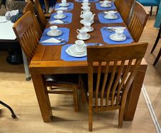Dinging table