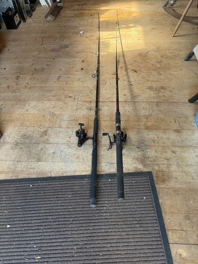 Vintage fishing rods & gear