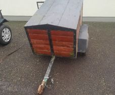 dog trailer