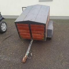 dog trailer