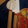Wooden pizza set Image 3