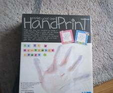 baby  hand print
