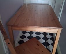dining table and 4 chairs