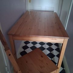 dining table and 4 chairs