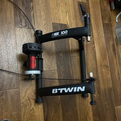 B'Twin In'Ride 100 Magnetic Home Trainer - Excellent Condition