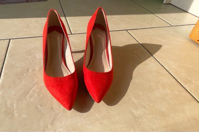 Coral shoes