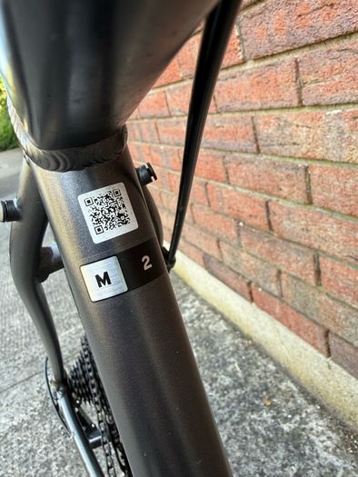 Giant Escape Hybrid Bike