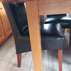 Oak table
