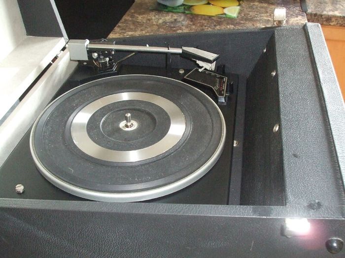 Hacker vintage Record Player GP42, Refurbished