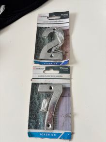 2 And 7 Metal Door Numbers