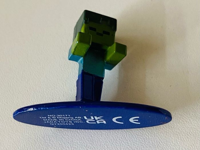 Minecraft metalfigs baby zombie figurine in metal