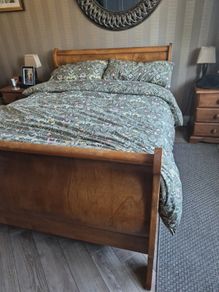 Double Sleigh bed