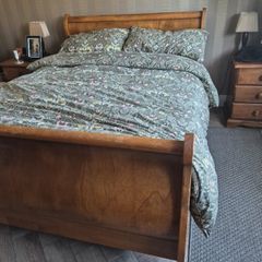 Double Sleigh bed