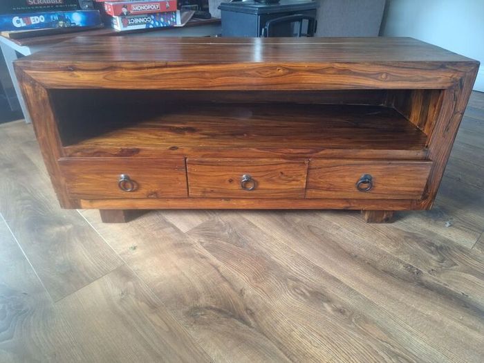 TV cabinet