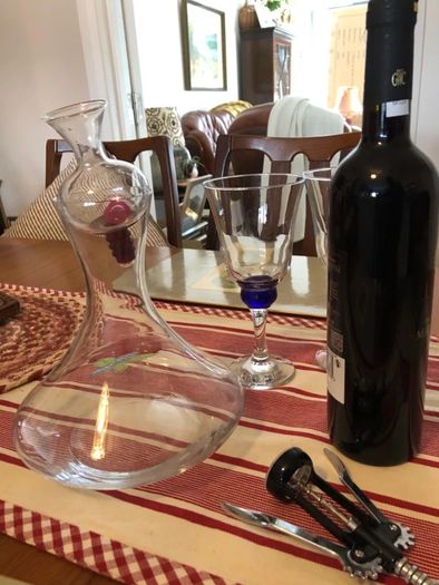 The Wine Buff Final Touch Glass 3-Phase Wine Aerator & Decanter Set - Pristine