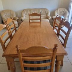 Kitchen table and chairs pine