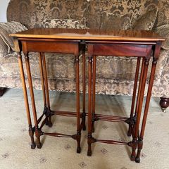 Nest of three tables