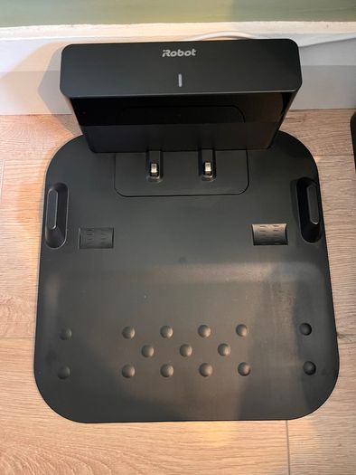 iRobot Braava m6 Robot Mop - Excellent Working Order + Extras