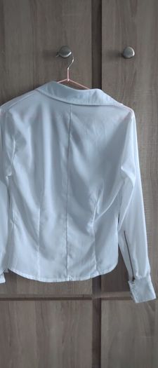 White shirt with buttons and zip fits 6 I small 10