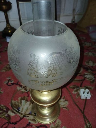 Table lamp