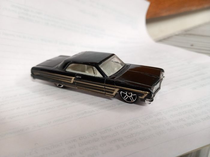 64 Impala 2003  Toy Car hot wheels corgi action gift present Collectable kids play toy collectors