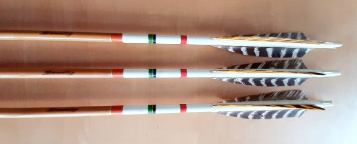 Vintage quiver with arrows