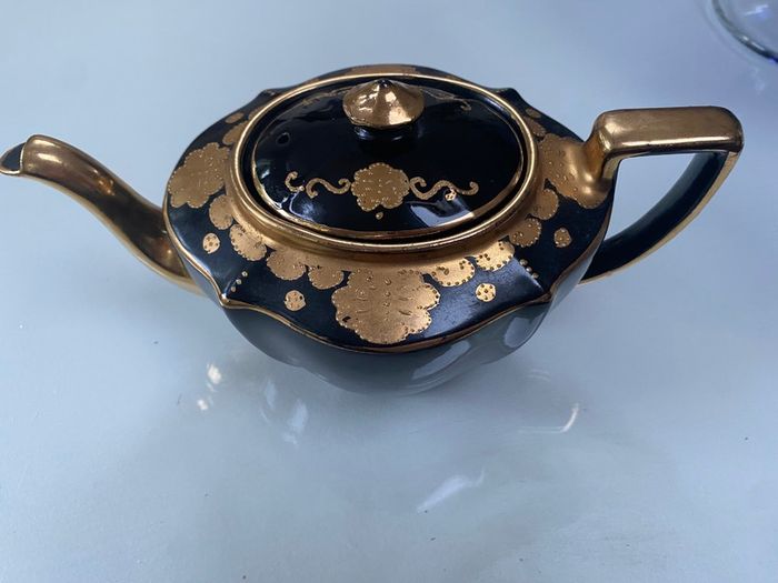 RARE FIND Pair of matching Victorian teapot and water  jug.price for both .