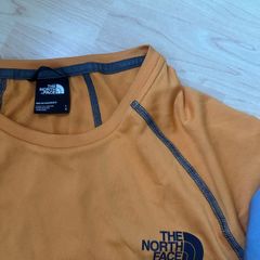2 NorthFace, 1 Under Armour  Tops  Size L BN