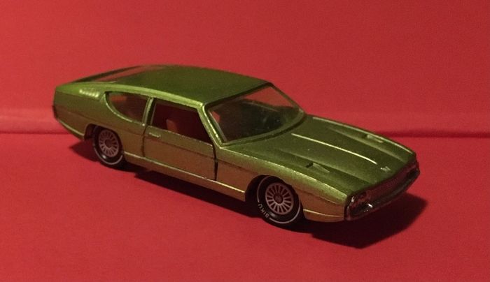 Siku V317 Lamborghini Espada 400 GT