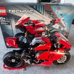 LEGO Technic Ducati Panigale 42107