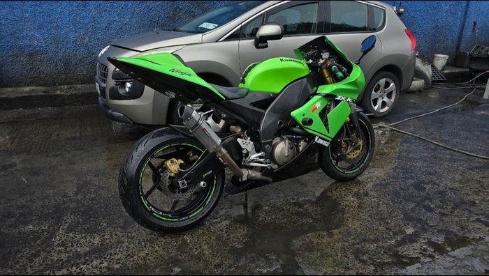 2005 Kawasaki Unknown