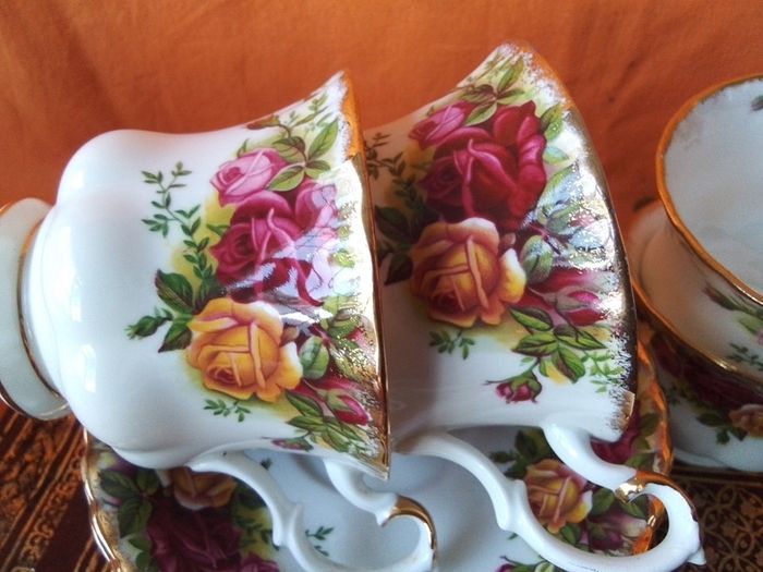 Four Good Royal Albert "Old Country Roses" Trio's