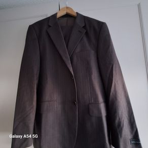 Suit