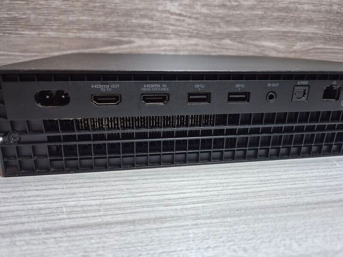 Microsoft Xbox One X 1TB 4K Black Console - Very Good Condition - Fast Shipping