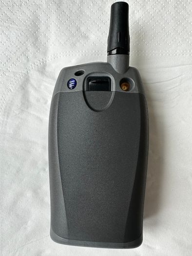 Ericsson T20e vintage mobile phone