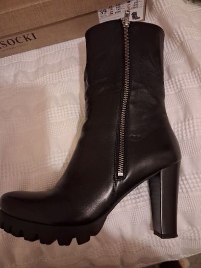 Lasocki black faux leather boot UK 6 new