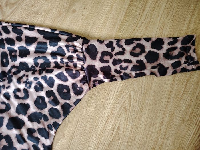 Leopard printed Blouse  Size 12-14