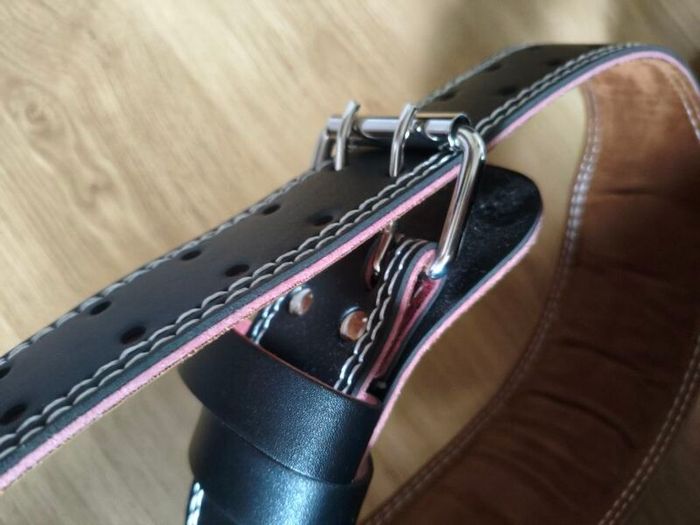 Weight lifting belt