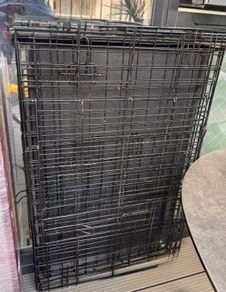 Dog crate