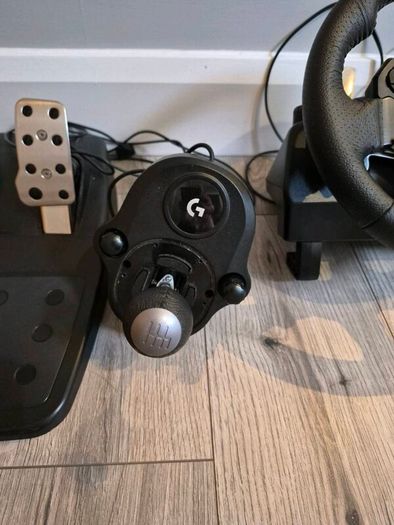 X box steering wheel with pedals and gear stick
