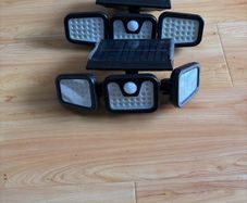 Outdoor solar lights x2