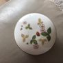 Wedgewood Small Dish with Lid Image 3